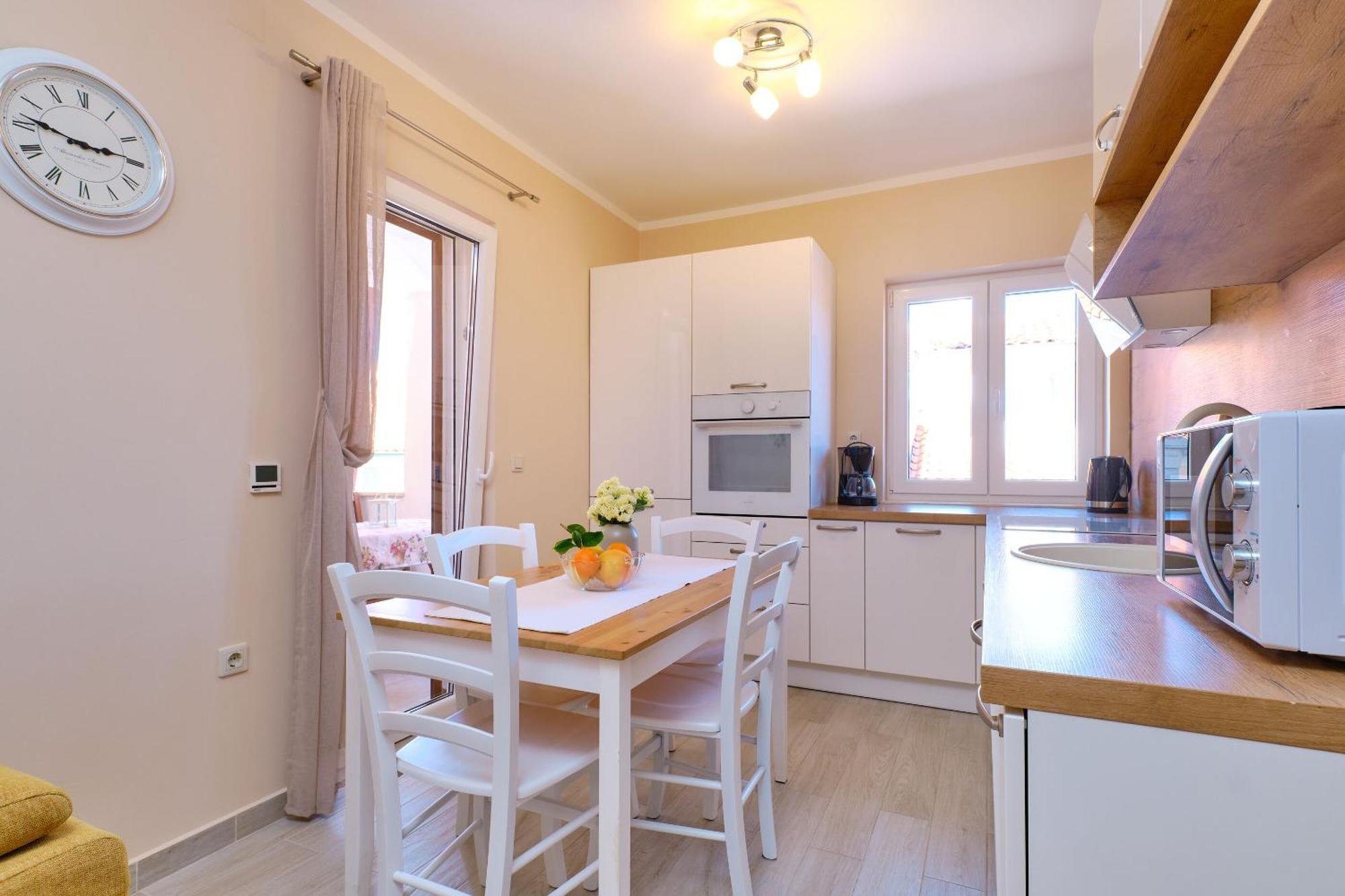 Apartments Enna Mali Lošinj Kültér fotó