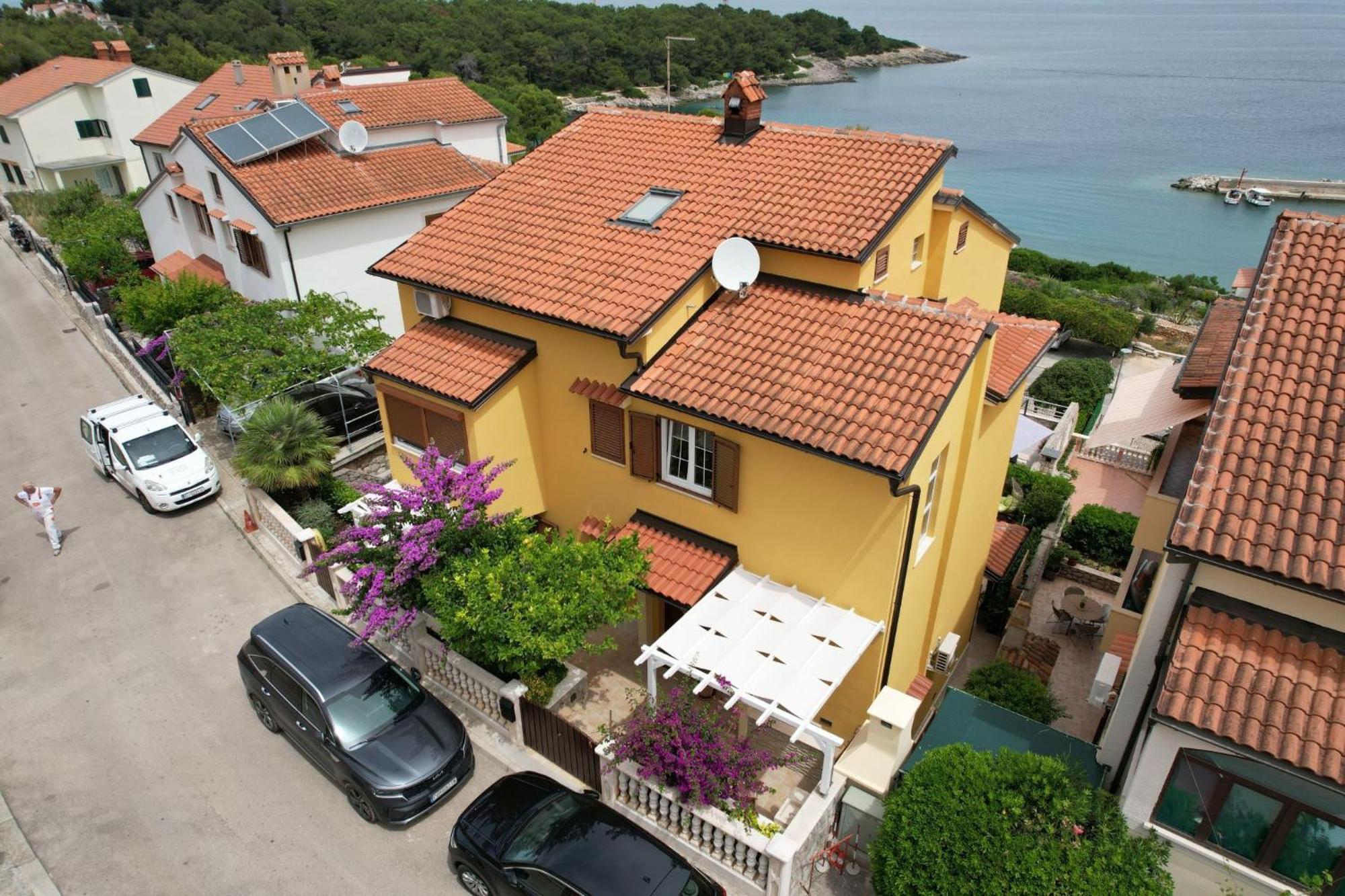 Apartments Enna Mali Lošinj Kültér fotó